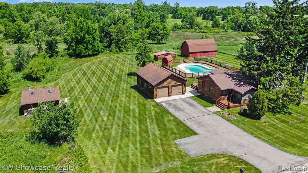 Homes For Sale - 3585 Clark Road <br/> Bath, MI 48808