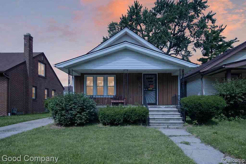 Homes For Sale - 15045 Quincy Street <br/> Detroit, MI 48238