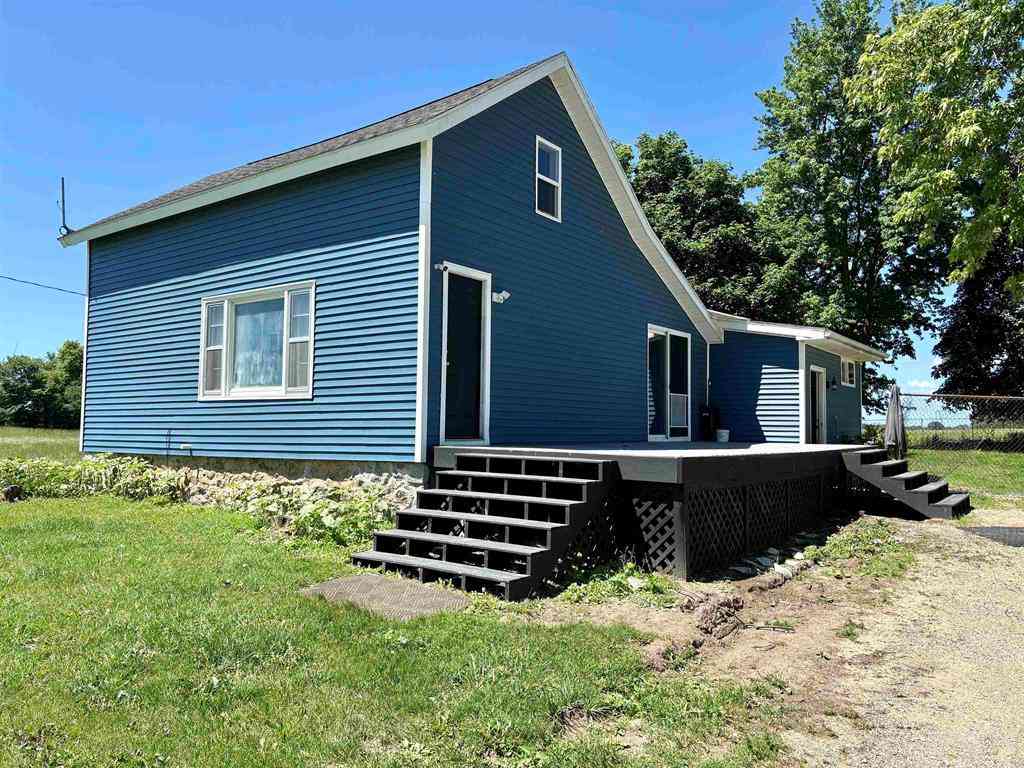 Homes For Sale - 4275 N Vandecar Road <br/> Weidman, MI 48893