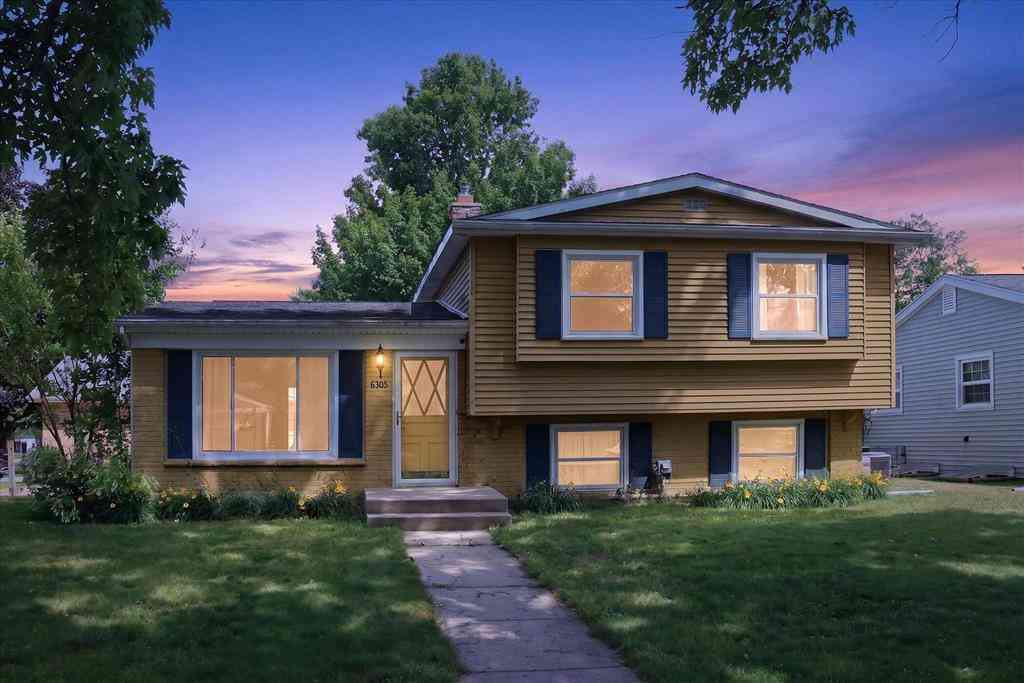 Homes For Sale - 6305 Marlow Street <br/> Portage, MI 49024