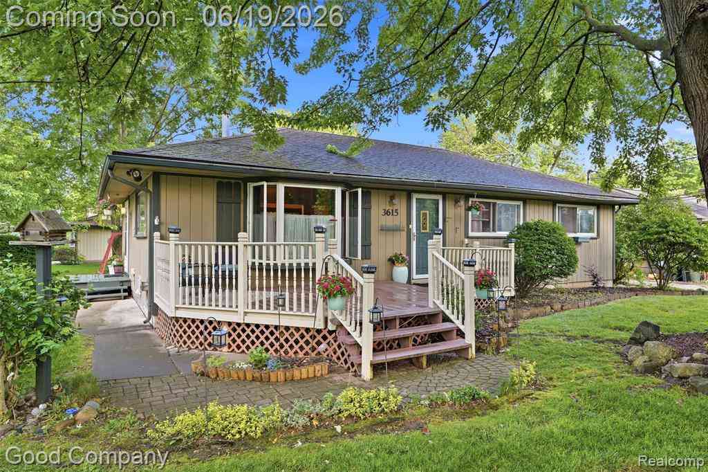 Homes For Sale - 3615 Hazelton Avenue <br/> Rochester, MI 48307