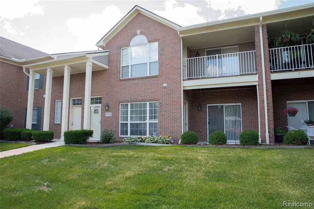 Condo For Sale - 519 Cedar Street <br/> Wyandotte, MI 48192