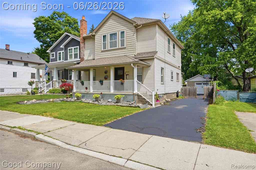 Homes For Sale - 411 Pingree Boulevard <br/> Royal Oak, MI 48067