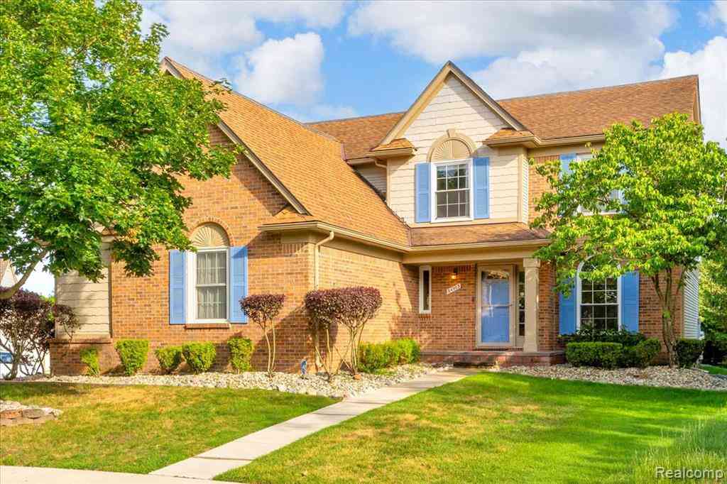 Homes For Sale - 34903 Pennington Drive <br/> Farmington Hills, MI 48335
