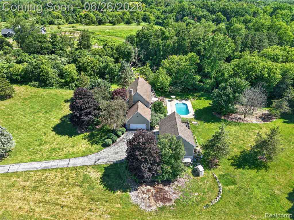 Homes For Sale - 8114 Chilson Road <br/> Pinckney, MI 48169