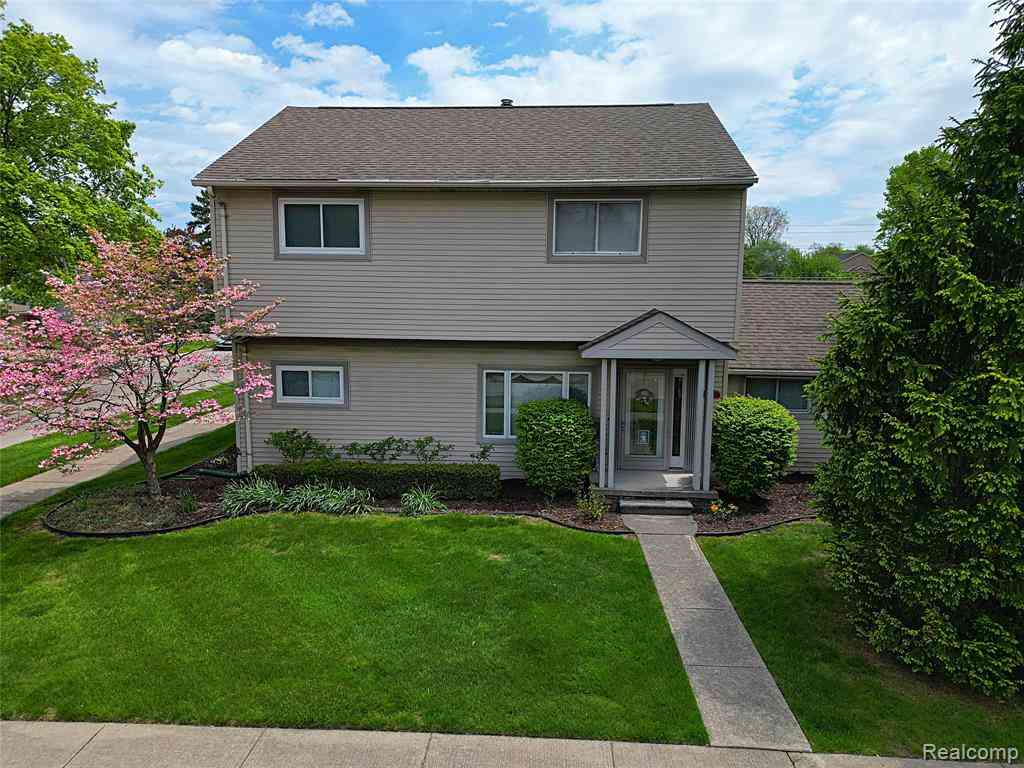 Homes For Sale - 6964 Norborne Avenue <br/> Dearborn Heights, MI 48127