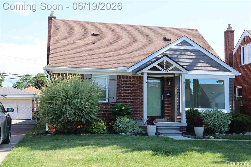 Homes For Sale - 17396 Brody Avenue <br/> Wayne County, Allen Park, MI 48101
