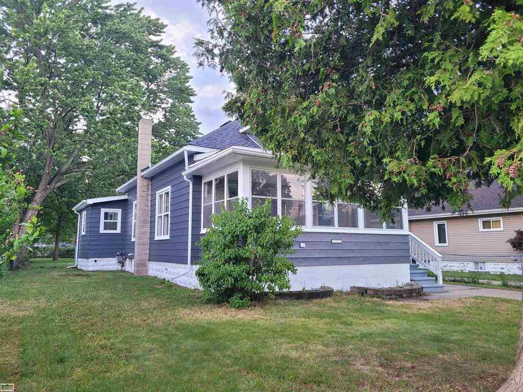 Homes For Sale - 1707 Mcpherson Street <br/> Port Huron, MI 48060
