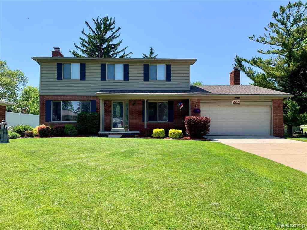 Homes For Sale - 5504 Antoinette Drive <br/> Grand Blanc, MI 48439