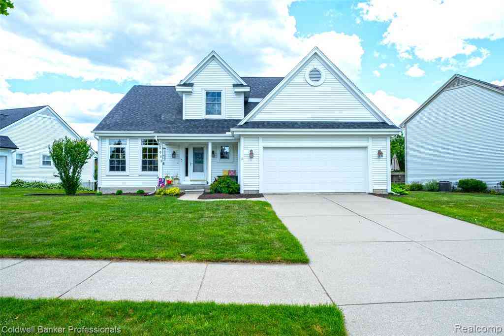 Homes For Sale - 2088 Lochnayne Lane <br/> Davison, MI 48423