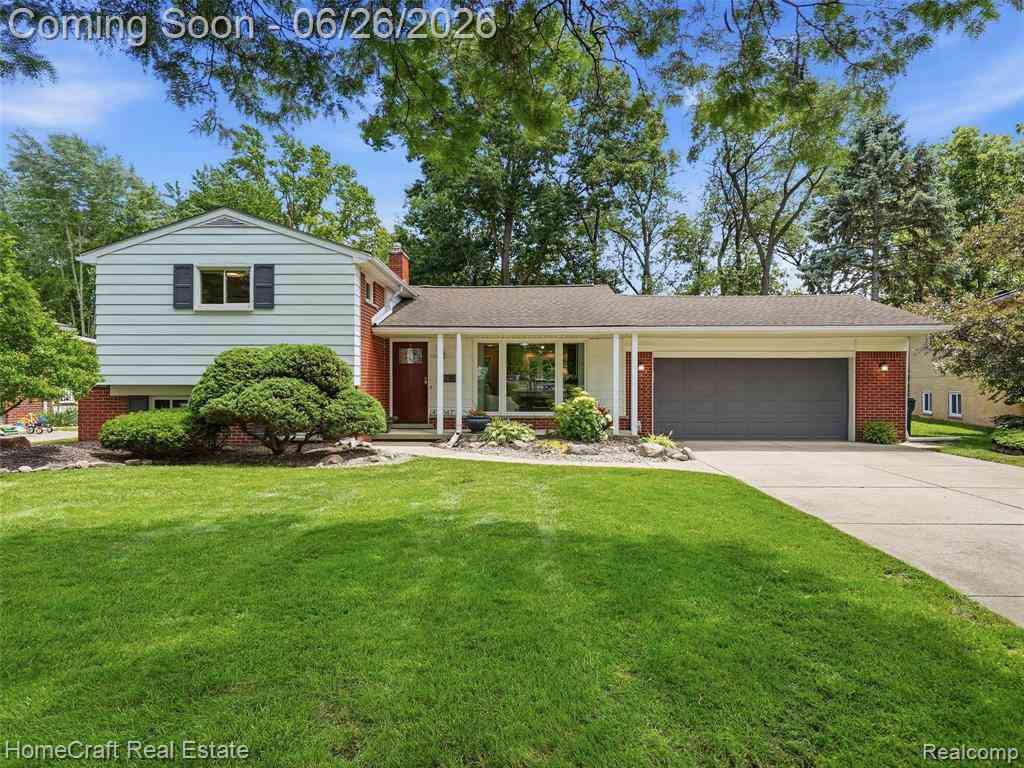 Homes For Sale - 42047 Clemons Drive <br/> Plymouth, MI 48170