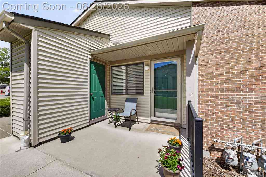 Condo For Sale - 378 Spring Brooke Drive  #40<br/> Brighton, MI 48116