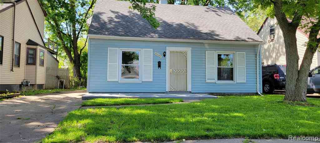Homes For Sale - 20462 Kingsville Street <br/> Harper Woods, MI 48225