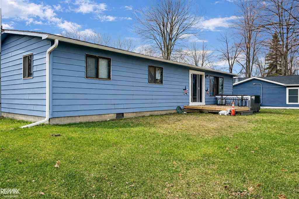 Homes For Sale - 4800 Maxson Drive <br/> Hope, MI 48628