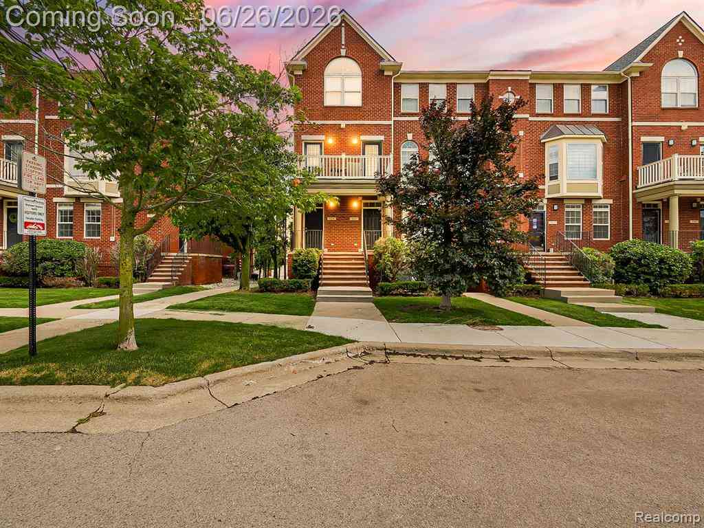 Condo For Sale - 3231 Camden Drive <br/> Troy, MI 48084