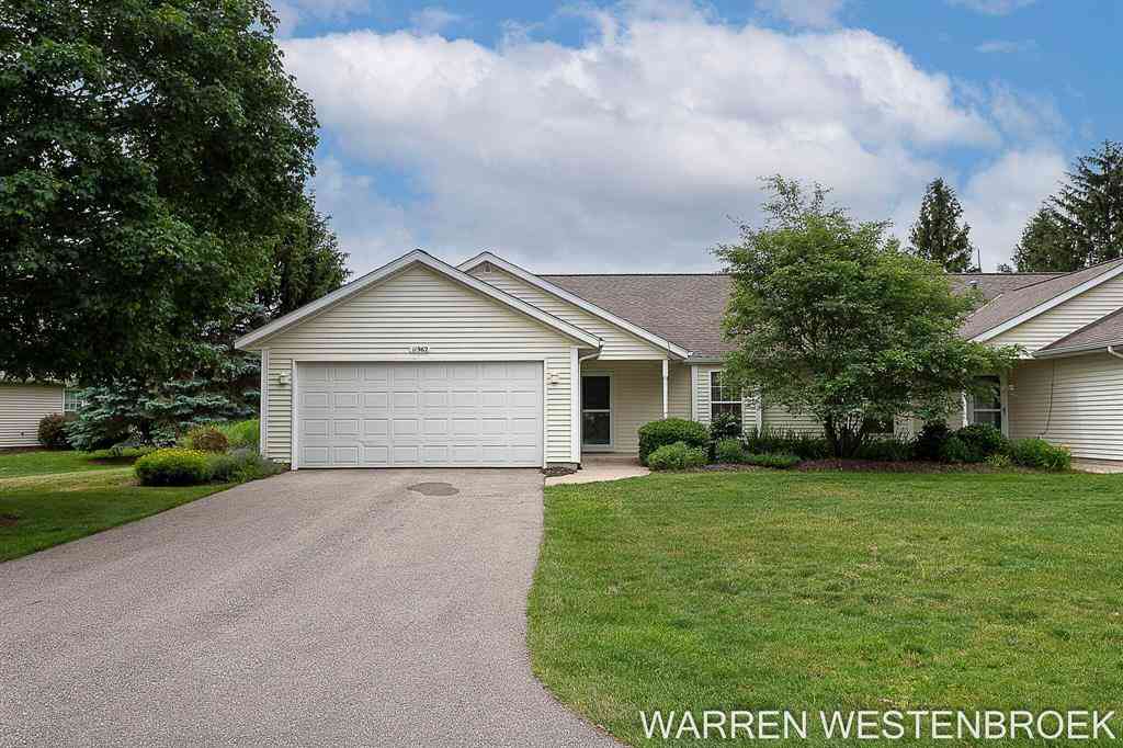 Condo For Sale - 11962 Willow Wood Lane S S #32<br/> Holland, MI 49424