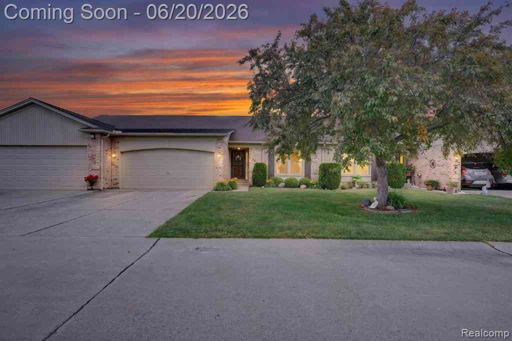 Condo For Sale - 15905 New Bedford Drive  #334<br/> Clinton Township, MI 48038