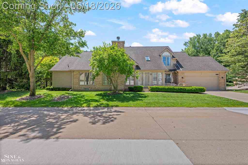 Condo For Sale - 52112 Southview Ridge <br/> Macomb, MI 48042