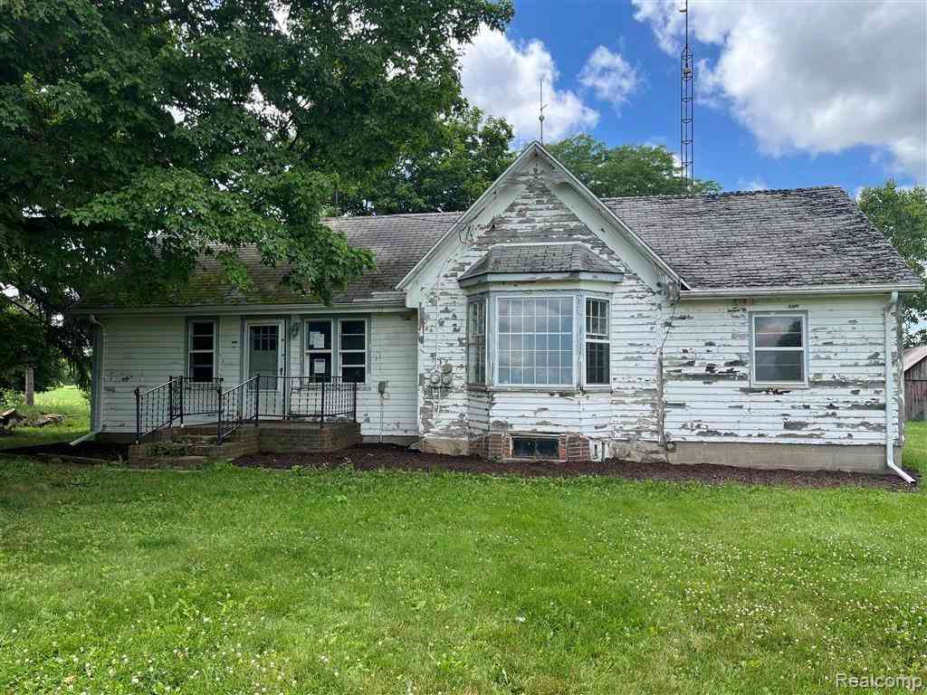 Homes For Sale - 8458 Melvin Road <br/> Melvin, MI 48454