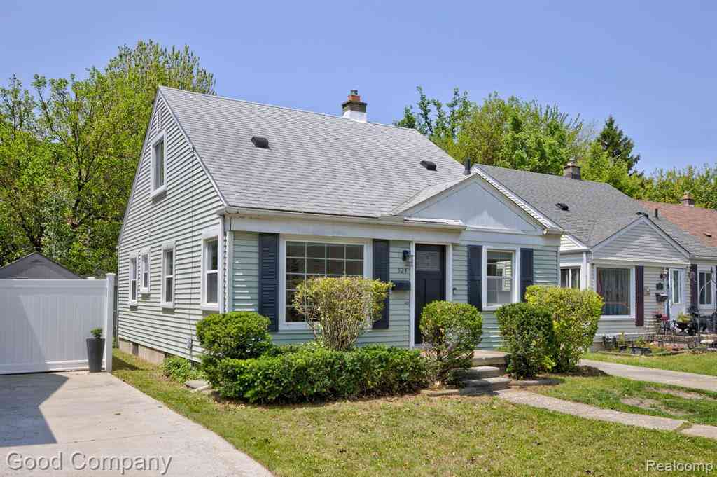 Homes For Rent - 524 S Stephenson Highway <br/> Royal Oak, MI 48067
