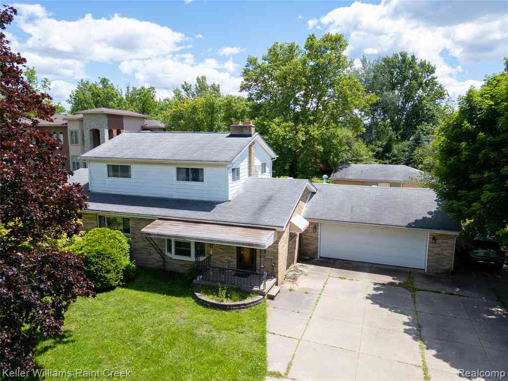 Homes For Sale - 1965 Muer Drive <br/> Troy, MI 48084