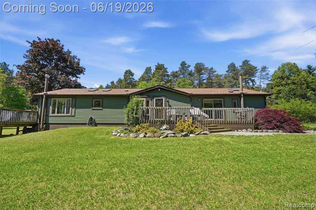 Homes For Sale - 3167 Roods Lake Road <br/> Lapeer, MI 48446