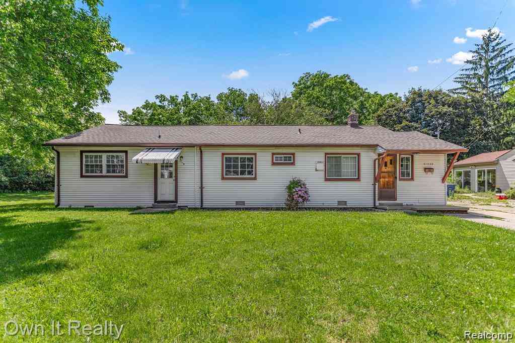 Homes For Sale - 31529 Alpena Court <br/> Westland, MI 48186