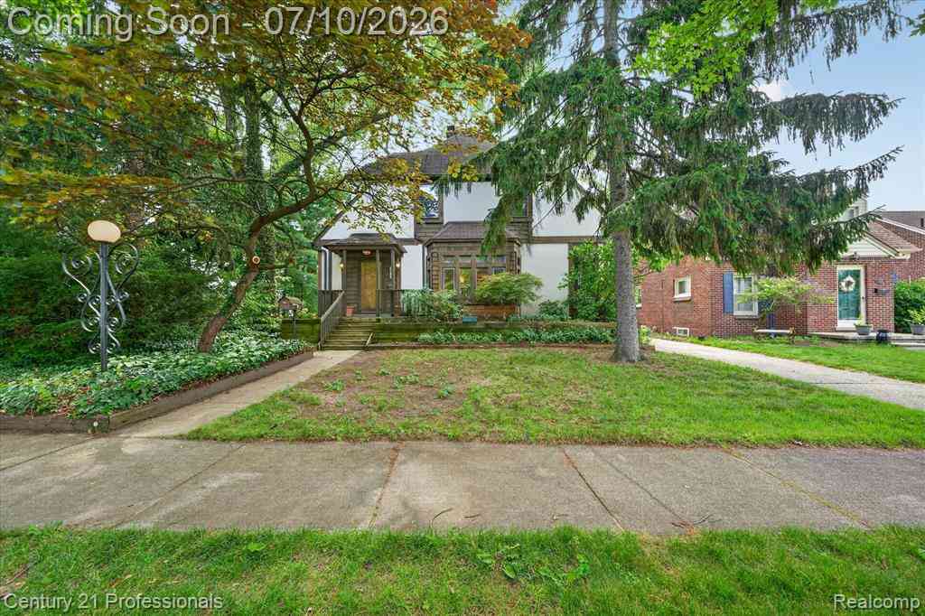 Homes For Sale - 2019 N Highland Street <br/> Dearborn, MI 48128