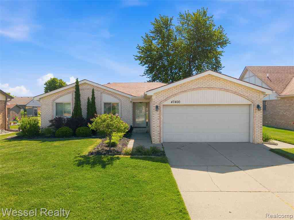 Homes For Sale - 47400 Sanborn Drive <br/> Macomb, MI 48044