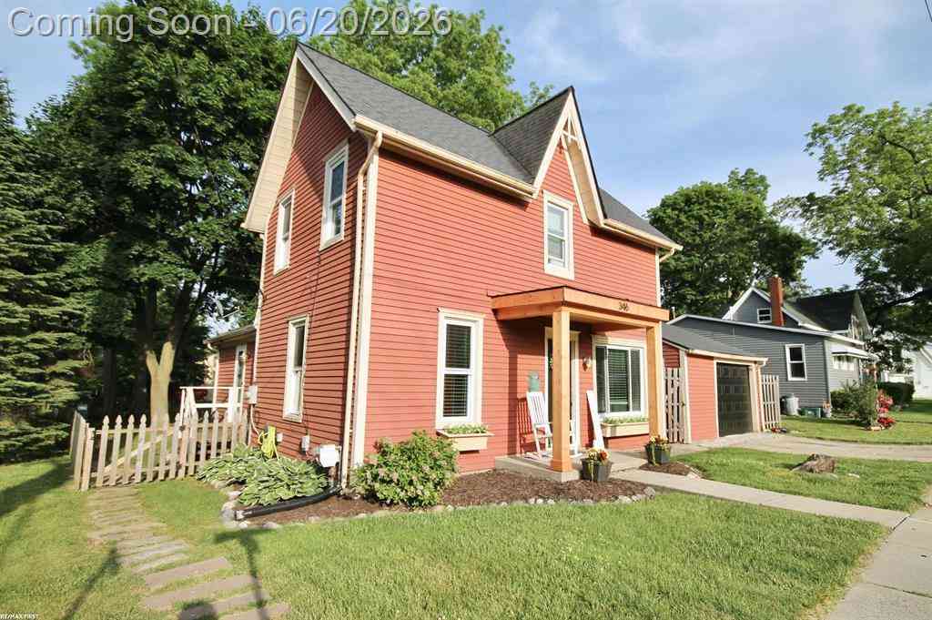 Homes For Sale - 346 N Anderson Street <br/> Lake Orion, MI 48362