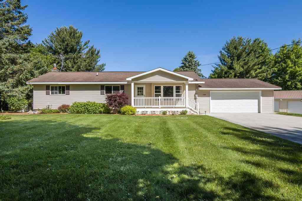 Homes For Sale - 1343 E Sparling Road <br/> Kingsley, MI 49649