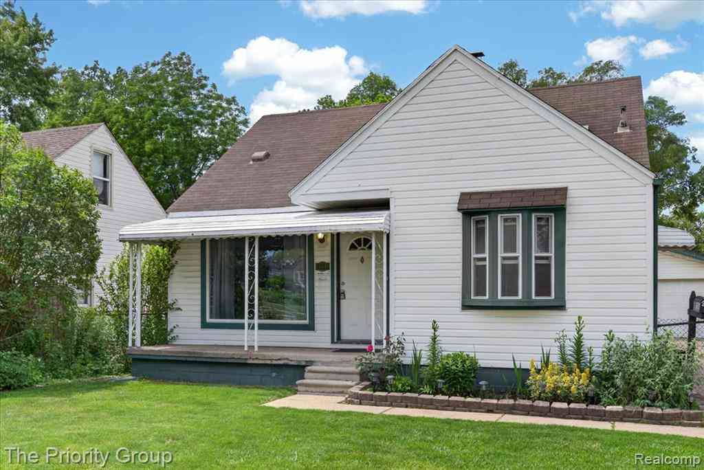 Homes For Sale - 26791 Normandy Street <br/> Roseville, MI 48066