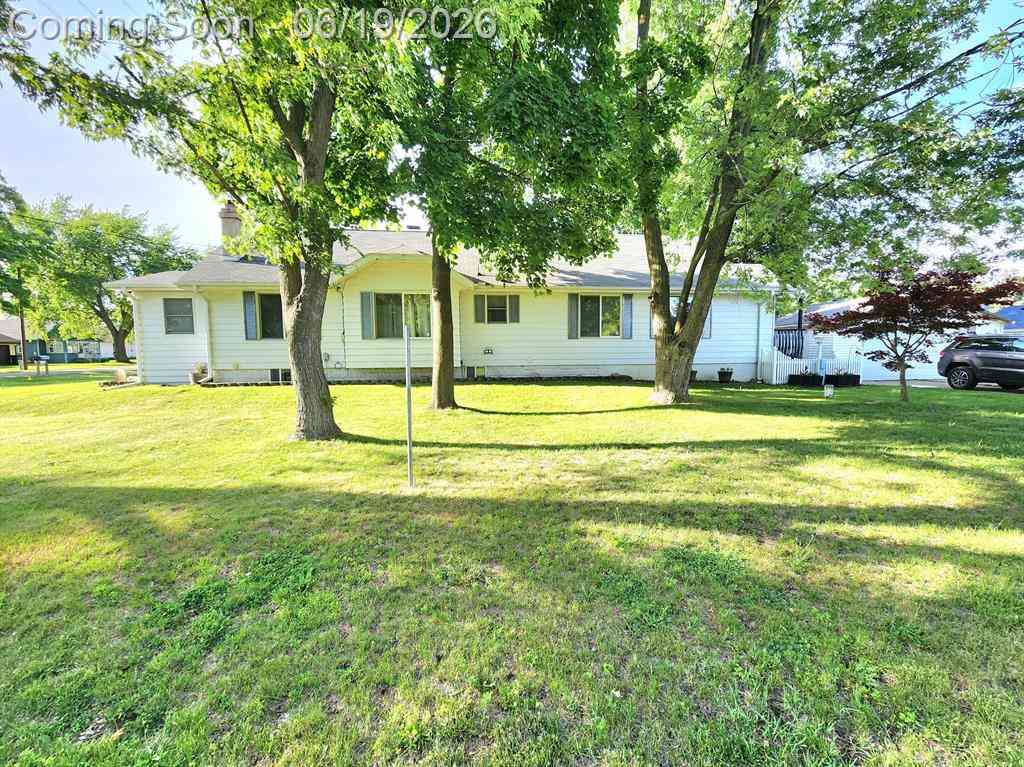 Homes For Sale - 801 Concord Boulevard <br/> Jackson, MI 49202