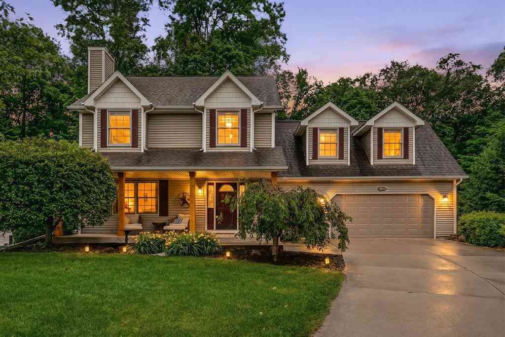 Homes For Sale - 2600 Orange Meadow Lane <br/> Kalamazoo, MI 49004