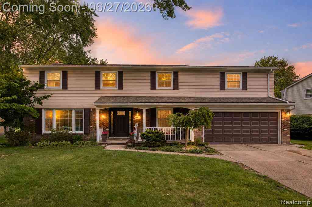 Homes For Sale - 35484 Bennett Street <br/> Livonia, MI 48152