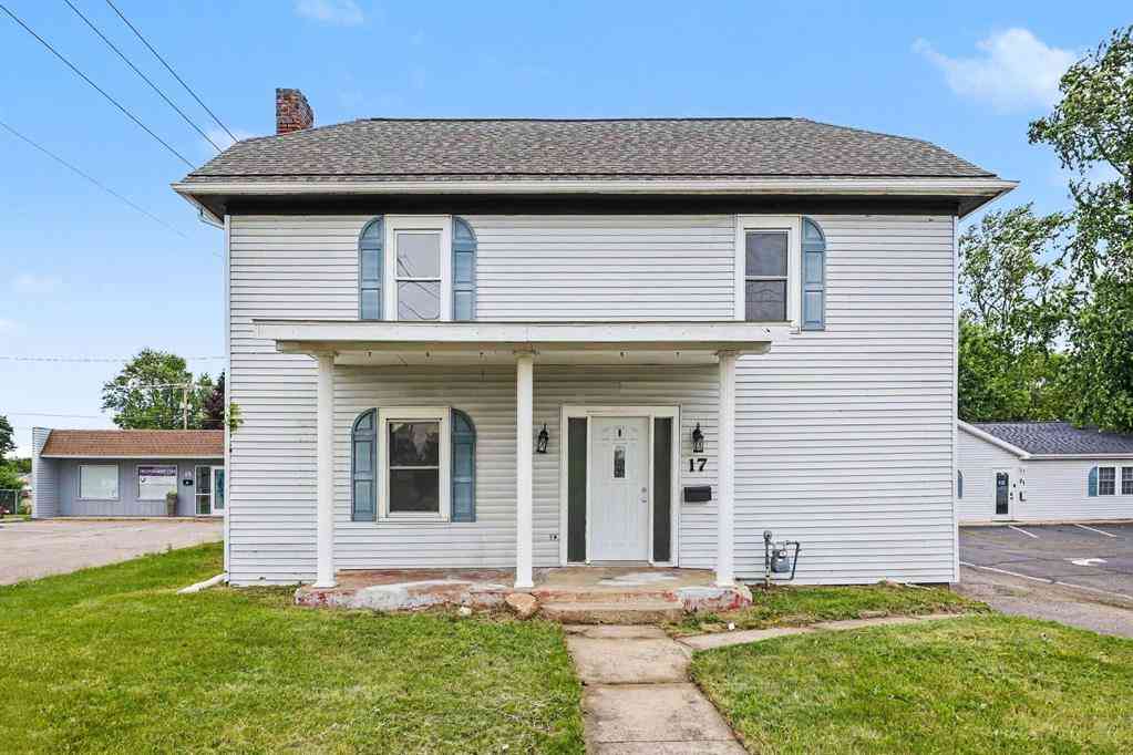 Homes For Sale - 17 N 20th Street N N<br/> Battle Creek, MI 49015