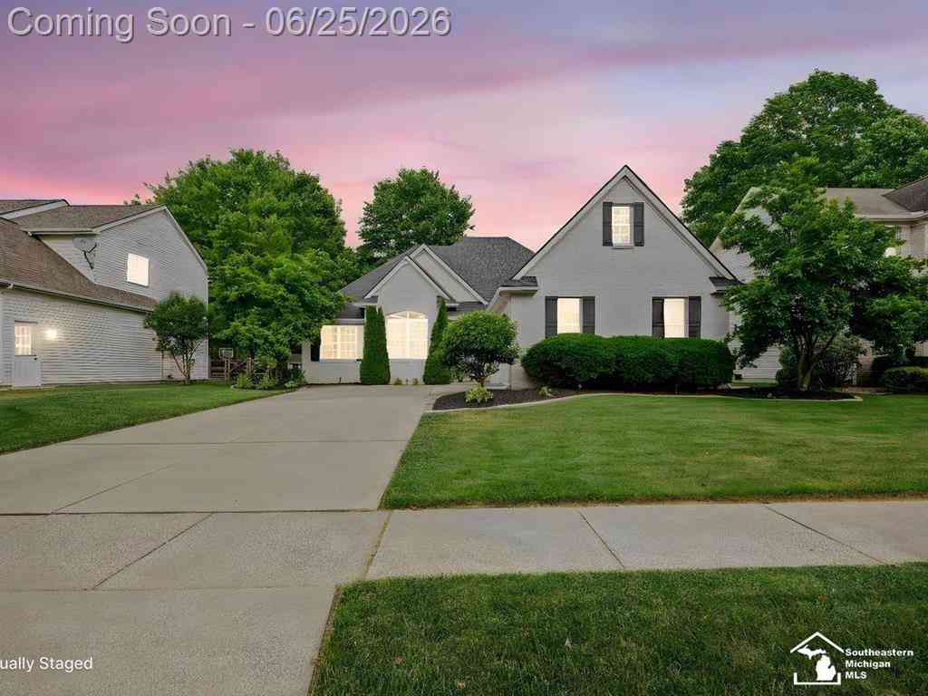 Homes For Sale - 3498 Quail Hollow Drive <br/> Lambertville, MI 48144