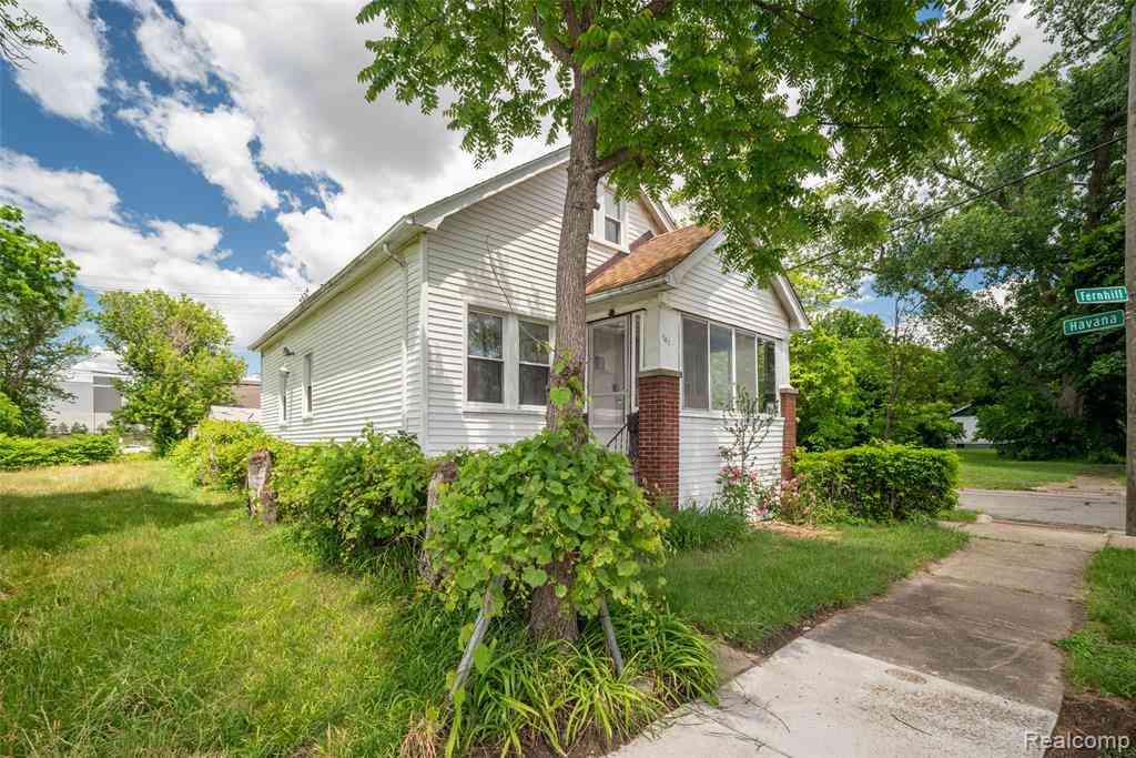Homes For Sale - 702 Fernhill Street <br/> Wayne County, Highland Park, MI 48203