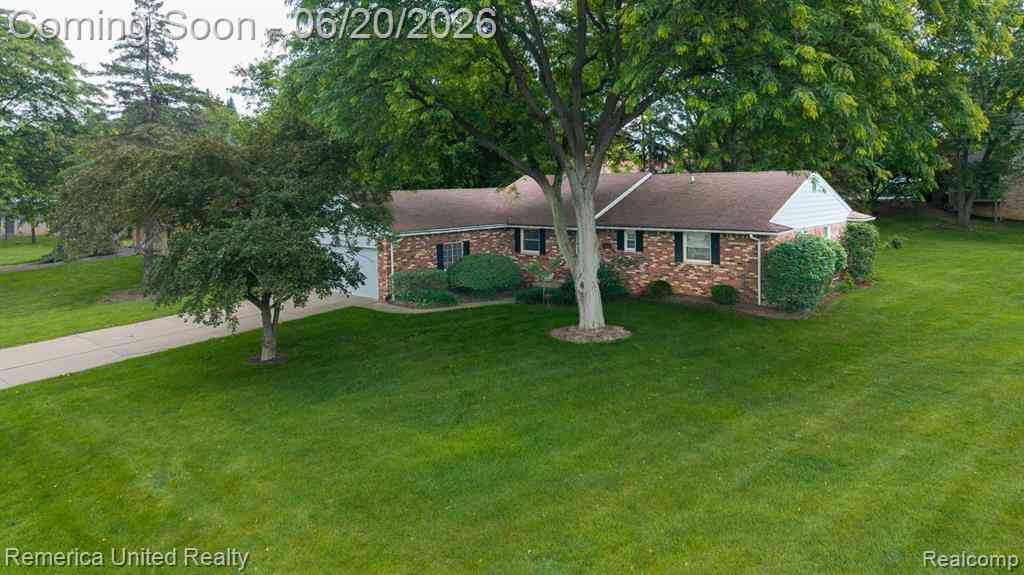 Homes For Sale - 2223 Strader Drive <br/> West Bloomfield, MI 48324