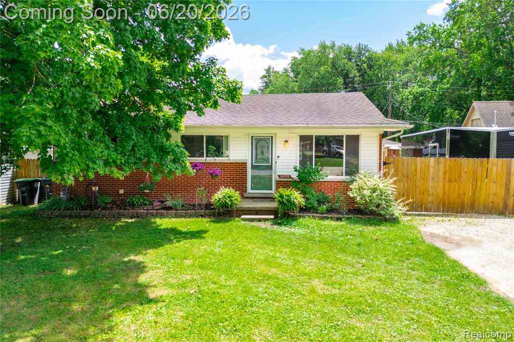 Homes For Sale - 24355 Mary Street <br/> Taylor, MI 48180