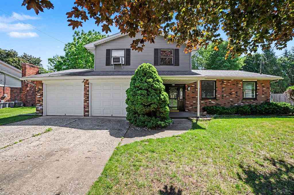 Homes For Sale - 1870 W Packard Drive <br/> Saginaw, MI 48638