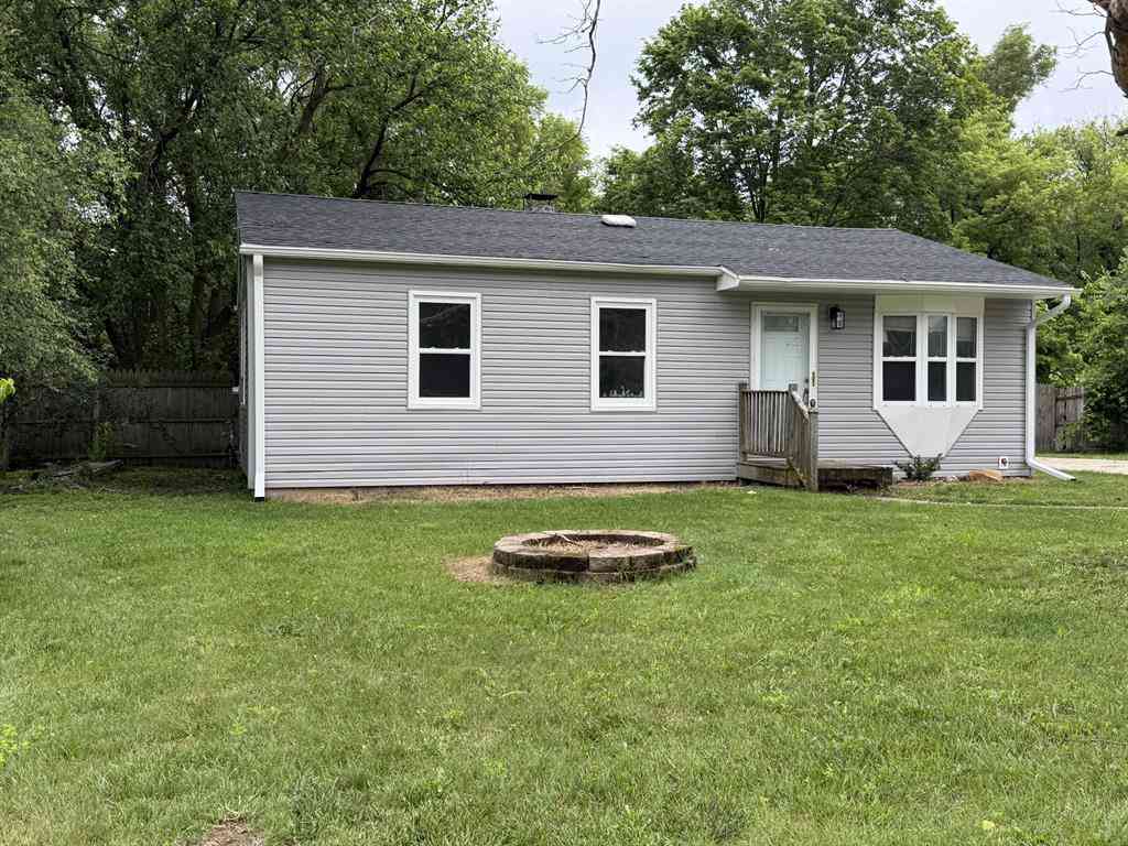 Homes For Sale - 216 Ardmoor Drive <br/> Battle Creek, MI 49037