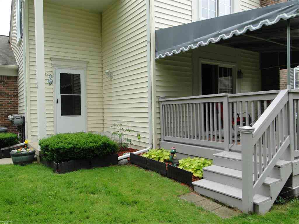 Condo For Sale - 37343 Stonegate Circle <br/> Clinton Township, MI 48036