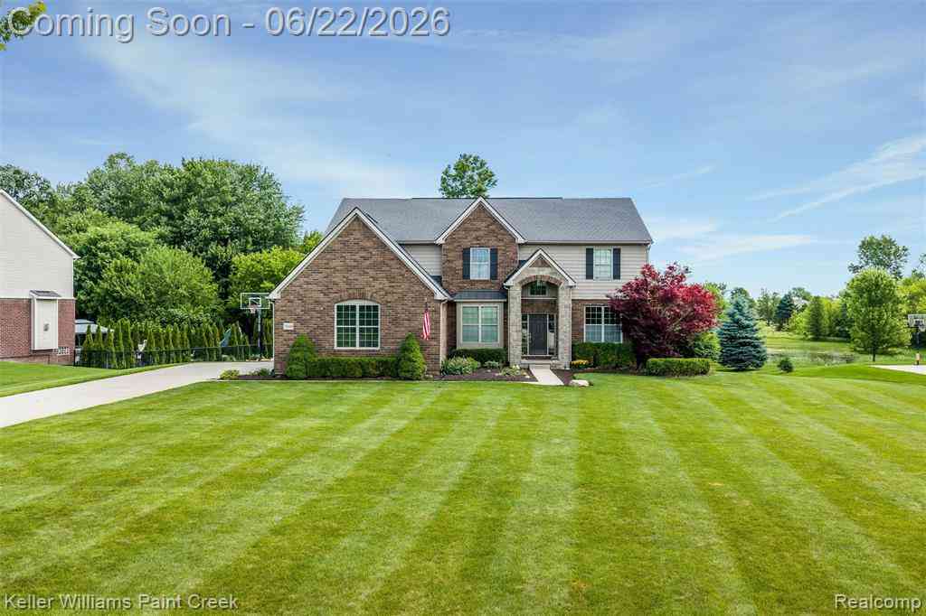 Homes For Sale - 75644 Elk Horn Drive <br/> Romeo, MI 48065