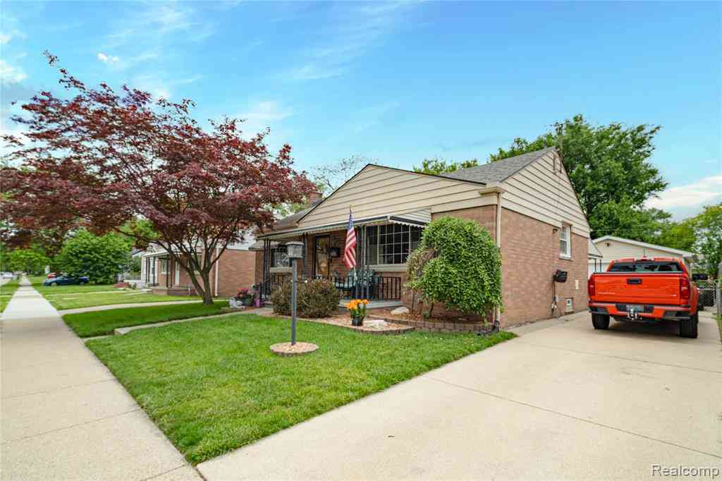 Homes For Sale - 1621 E Pearl Avenue <br/> Hazel Park, MI 48030