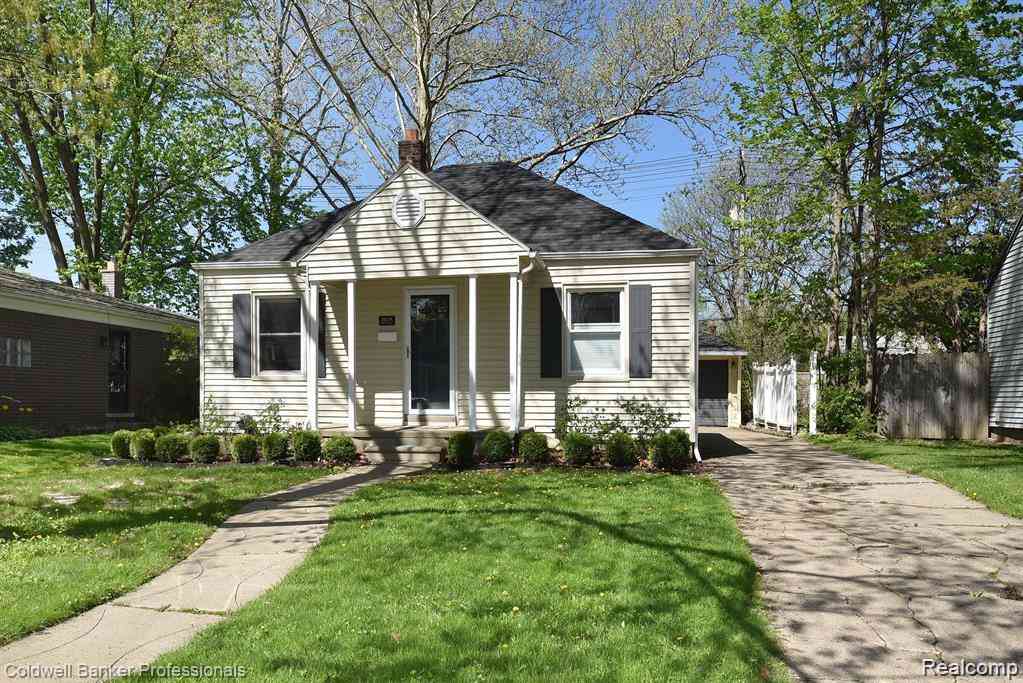 Homes For Sale - 2659 Ellwood Avenue <br/> Berkley, MI 48072