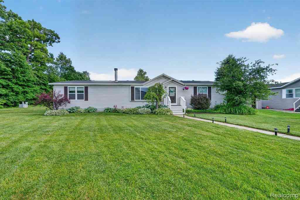 Homes For Sale - 2700 Shimmons Road  #120<br/> Auburn Hills, MI 48326