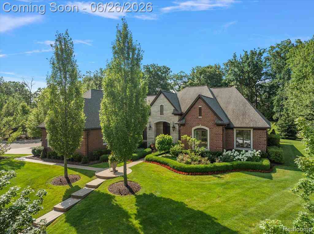 Homes For Sale - 3071 Emeraude Court <br/> Rochester, MI 48306
