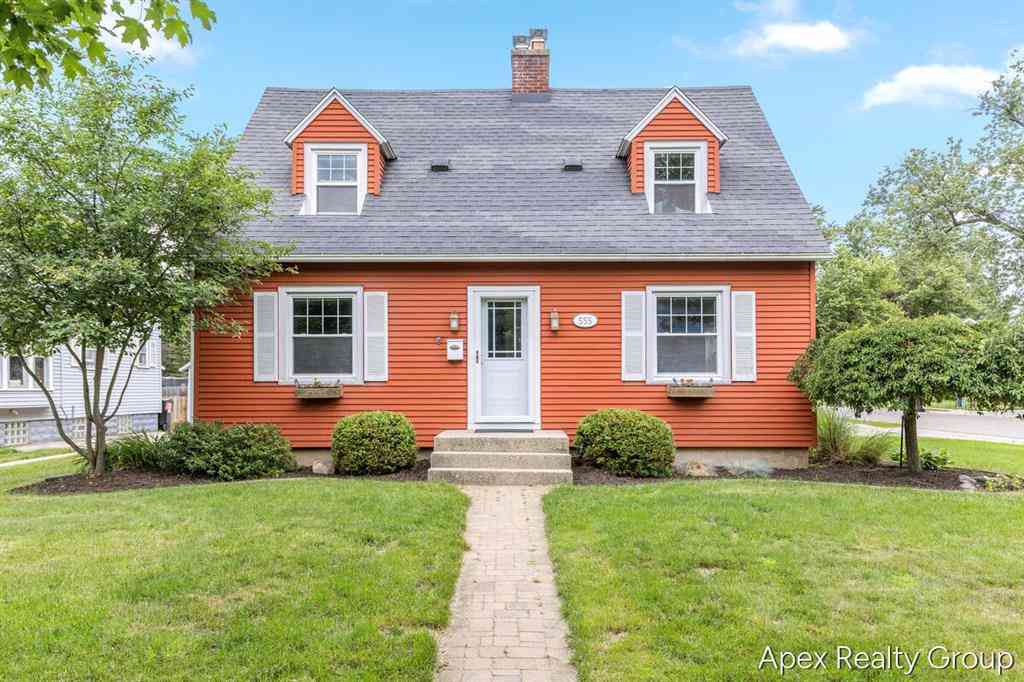 Homes For Sale - 555 E Central Avenue <br/> Ottawa County, Zeeland, MI 49464