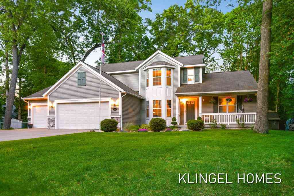 Homes For Sale - 14936 Woodacre Court <br/> Ottawa County, Grand Haven, MI 49417